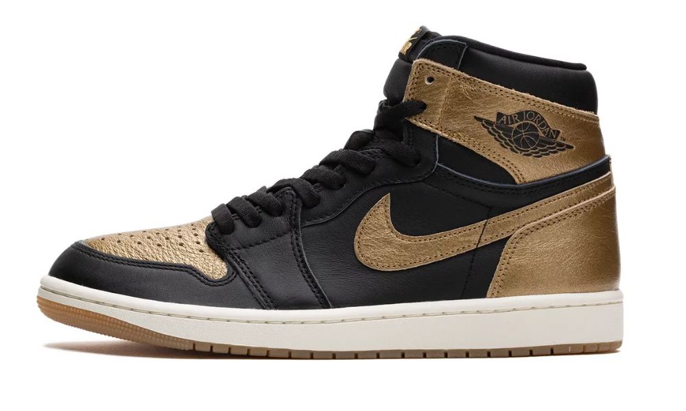 Jordan 1 Retro High OG Black Metallic Gold