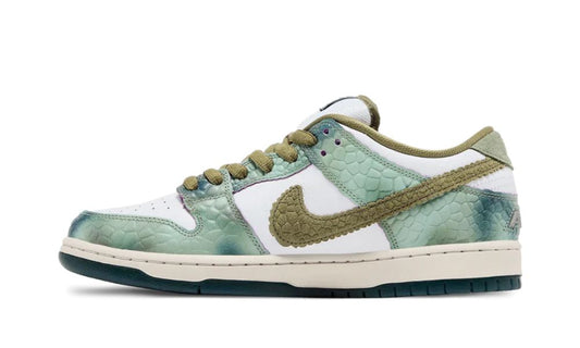 Nike SB Dunk Low Alexis Sablone Chameleon